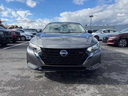 New 2025 Nissan Sentra SR w/ SR Premium Package image 3