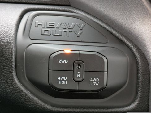 New 2026 RAM 2500 Big Horn AWD/4WD image 20