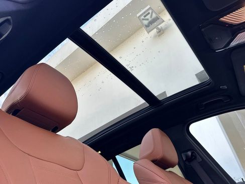 Used 2019 BMW X3 sDrive30i w/ Premium Package image 18