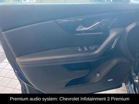 Used 2023 Chevrolet Blazer RS w/ Enhanced Convenience Package AWD/4WD image 9