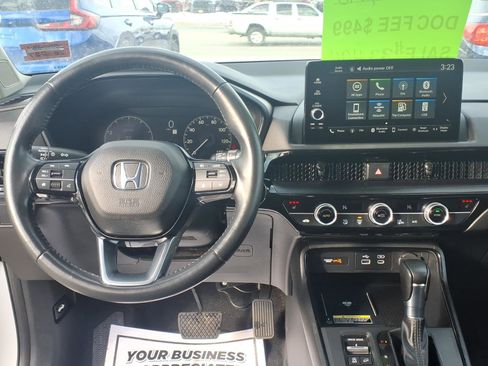Used 2024 Honda CR-V EX-L image 8