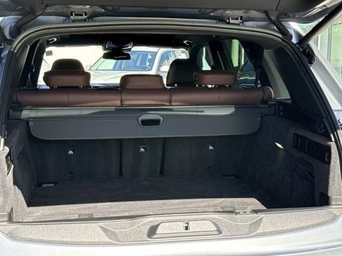 Used 2025 BMW X5 xDrive50e w/ Climate Comfort Package AWD/4WD image 11