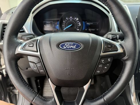 Certified 2023 Ford Edge Titanium AWD/4WD image 33