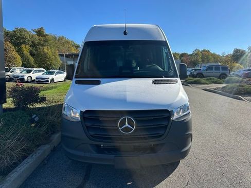 Used 2026 Mercedes-Benz Sprinter 2500 image 8