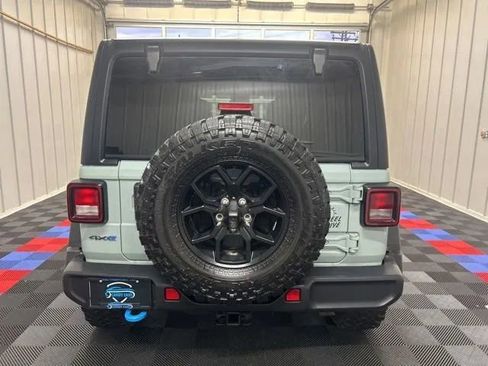 Used 2024 Jeep Wrangler Unlimited AWD/4WD image 4