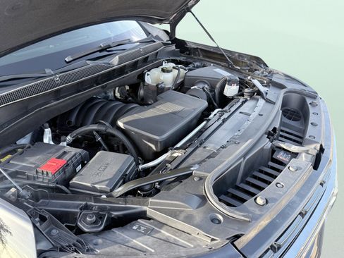 Used 2021 Chevrolet Suburban RST w/ Luxury Package image 63