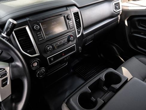 Used 2019 Nissan Titan S w/ S Utility Package image 22