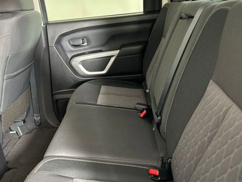 Used 2024 Nissan Titan SV w/ SV Convenience Package image 26