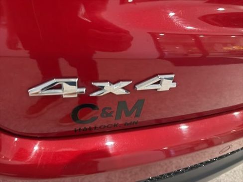 Used 2025 Jeep Compass Limited AWD/4WD image 9