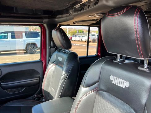 Used 2021 Jeep Wrangler Unlimited Rubicon image 16