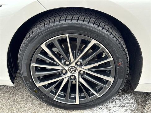 Used 2022 Lexus ES 350 350 image 9