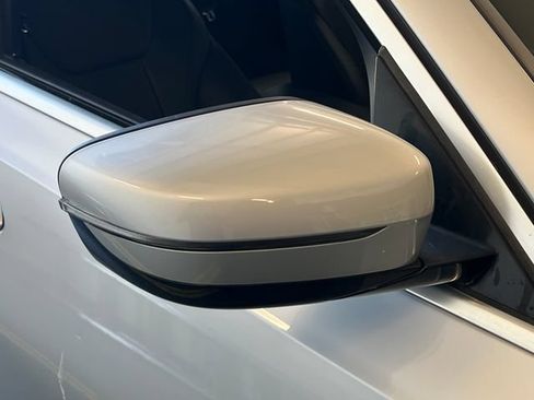 Used 2019 BMW 330i Sedan RWD image 15