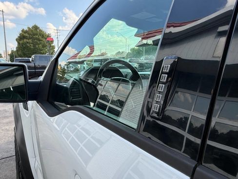 Used 2018 Ford F150 Raptor w/ Equipment Group 802A Luxury image 18