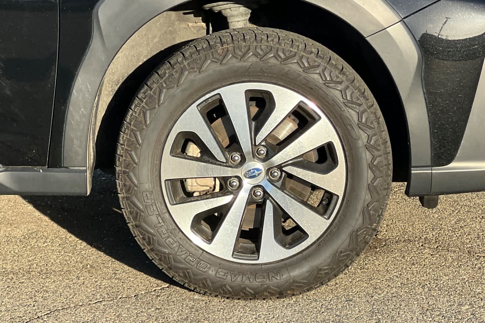 Used 2023 Subaru Outback Premium AWD/4WD image 18