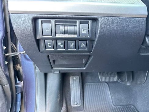 Used 2018 Subaru Outback 2.5i Premium AWD/4WD image 25