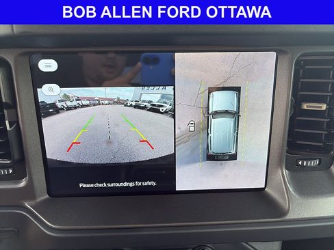 Used 2025 Ford Bronco Badlands AWD/4WD image 13