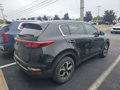 Used 2020 Kia Sportage LX AWD/4WD image 4