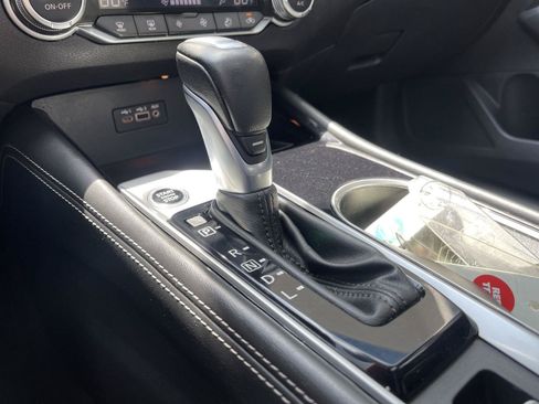 Used 2022 Nissan Altima 2.5 SL FWD image 33