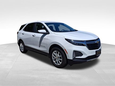 Used 2023 Chevrolet Equinox LT AWD/4WD image 1