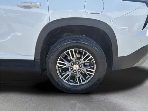 Used 2024 Chevrolet Traverse LT AWD/4WD image 44