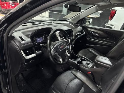 Used 2024 GMC Terrain SLT w/ Infotainment Package II AWD/4WD image 11