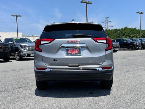 Used 2024 GMC Terrain SLT w/ Tech Package AWD/4WD image 10