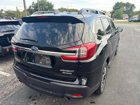 Used 2023 Subaru Ascent Limited w/ Technology Package AWD/4WD image 3