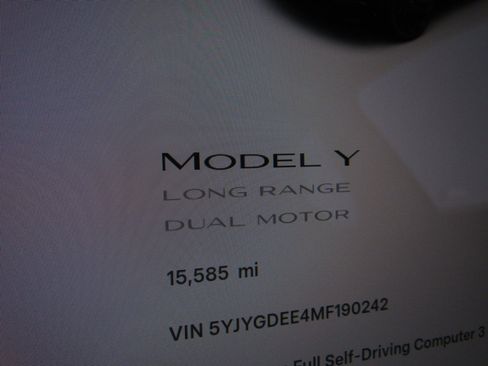 Used 2021 Tesla Model Y Long Range AWD/4WD image 22