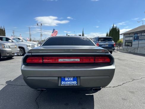 Used 2012 Dodge Challenger SRT8 RWD image 5