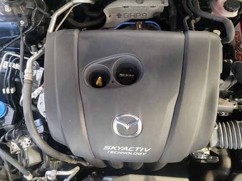 Used 2017 MAZDA MAZDA6 Touring w/ Touring Premium Package FWD image 30