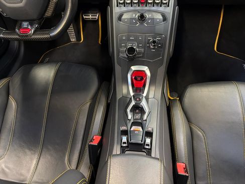 Used 2016 Lamborghini Huracan LP 610-4 AWD/4WD image 27
