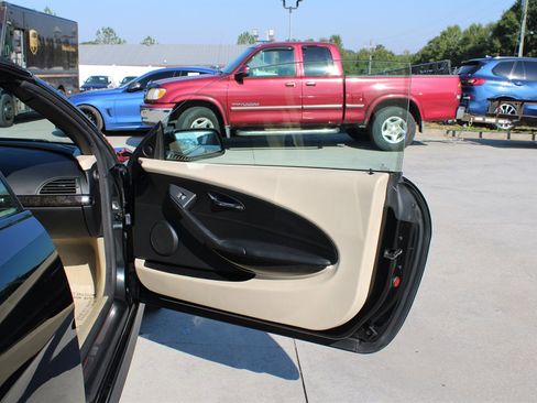 Used 2009 BMW 650i Convertible image 35