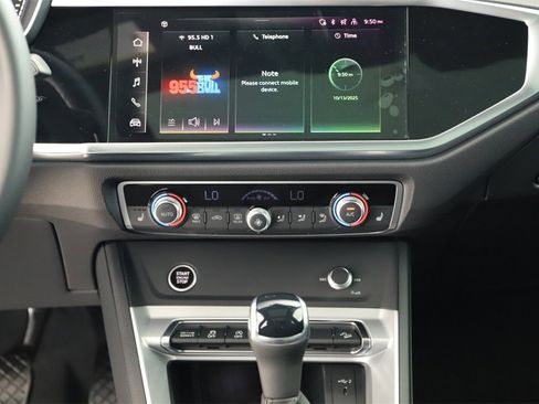 New 2025 Audi Q3 2.0T Premium image 20