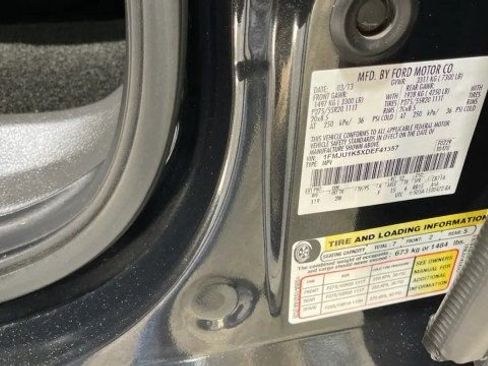 Used 2013 Ford Expedition Limited image 19