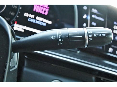 Used 2023 Cadillac Escalade Premium Luxury image 17