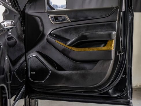 Used 2017 GMC Yukon XL Denali w/ Open Road Package image 38