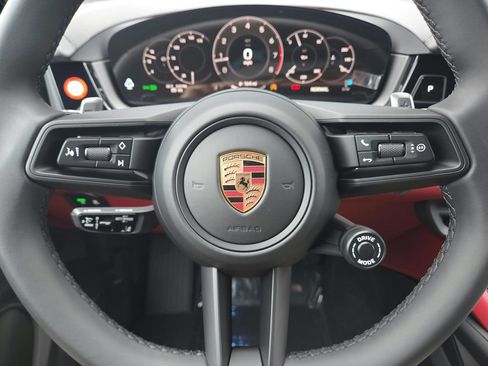 Certified 2026 Porsche Cayenne Coupe AWD/4WD image 9