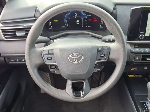 Used 2025 Toyota Camry Hybrid FWD image 23