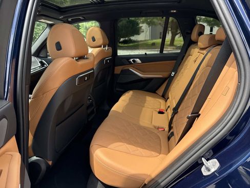Used 2024 BMW X5 xDrive40i w/ Executive Package AWD/4WD image 15