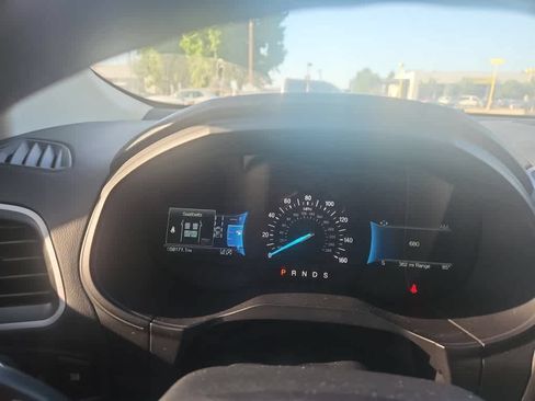 Certified 2024 Ford Edge SEL AWD/4WD image 19
