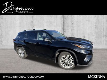 Used 2022 Toyota Highlander Platinum