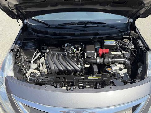 Used 2019 Nissan Versa SV FWD image 31