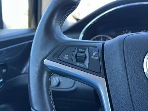 Used 2018 Buick Encore Preferred image 29