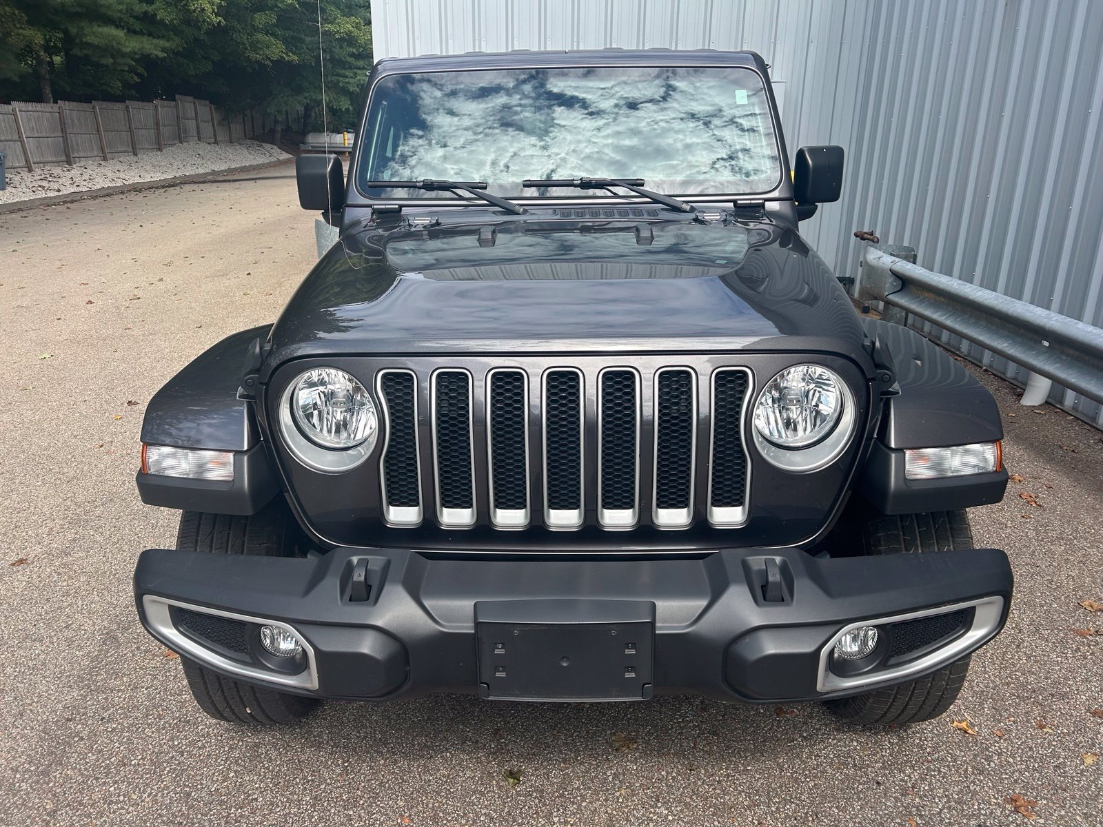 Used 2022 Jeep Wrangler Unlimited Sahara w/ Cold Weather Group AWD/4WD image 2