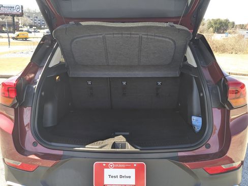 Used 2022 Buick Encore GX Select image 26