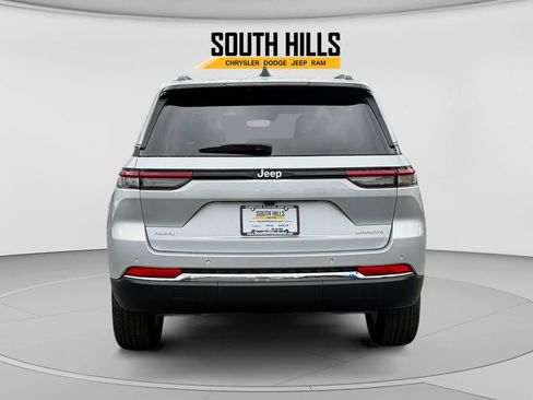 Certified 2024 Jeep Grand Cherokee Laredo X w/ Trailer Tow Package AWD/4WD image 4