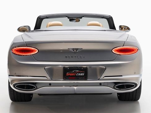 Used 2020 Bentley Continental GT image 9