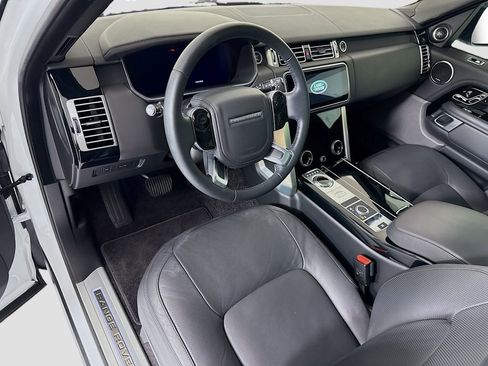 Used 2021 Land Rover Range Rover HSE image 9