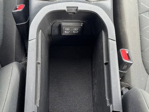 Used 2024 Toyota RAV4 XLE w/ Convenience Package AWD/4WD image 28