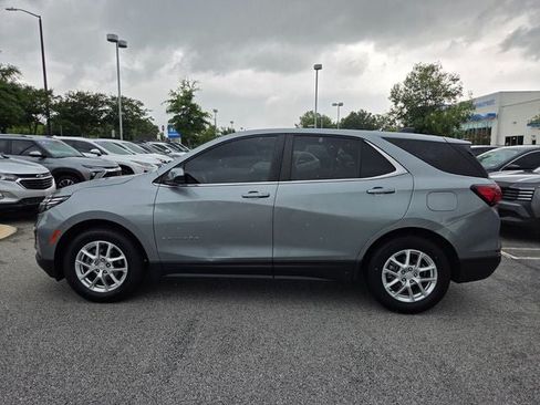 Used 2023 Chevrolet Equinox LT FWD image 3